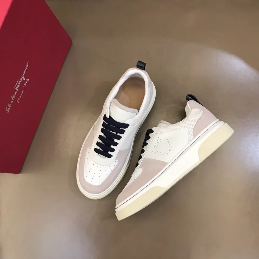 p420 "Salvatore Ferraga**" men's low-cut fashion sneakers. This casual shoe has a novel structure and is made of soft calfskin. The contrasting color elements on the upper highlight the bold and avant-garde atmosphere. The first-layer cowhide lining is high-end and comfortable. Energetic and fresh, these shoes can be worn with casual looks or add a touch of street style to elegant trousers.  Size: 38-44